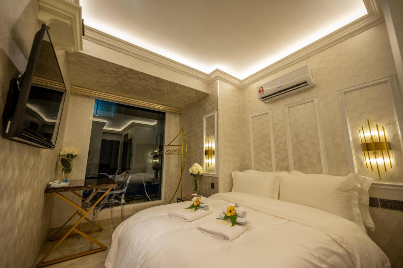 A Residence @ Between Hilton & Cititel Hotel Kota Kinabalu Exterior photo