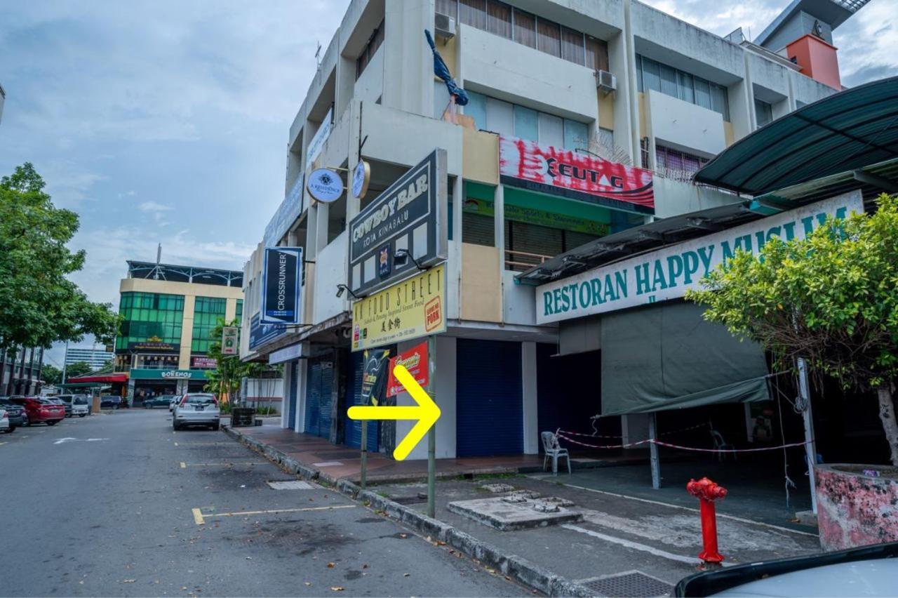 A Residence @ Between Hilton & Cititel Hotel Kota Kinabalu Exterior photo